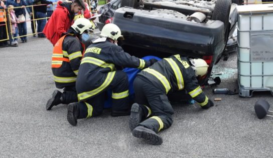 Medzinárodná súťaž hasičov aj odovzdávanie nových vozidiel