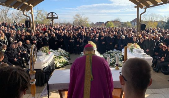 Zádušnú svätú omšu za obete nehody slúžil nitriansky biskup