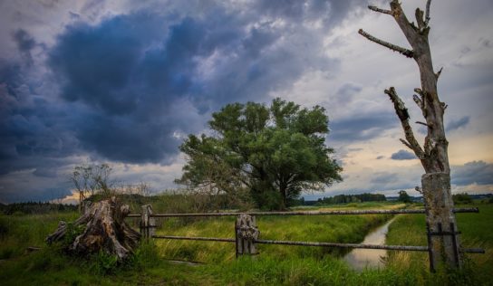 Na letné horúčavy si ešte počkáme