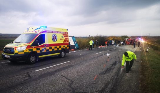 Rok od tragickej nehody autobusu: Obvinili vodiča nákladného auta