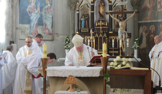 V Želiezovciach majú relikviu sv. Charbela
