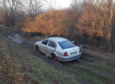 Pri rieke vzniká nelegálna skládka odpadu