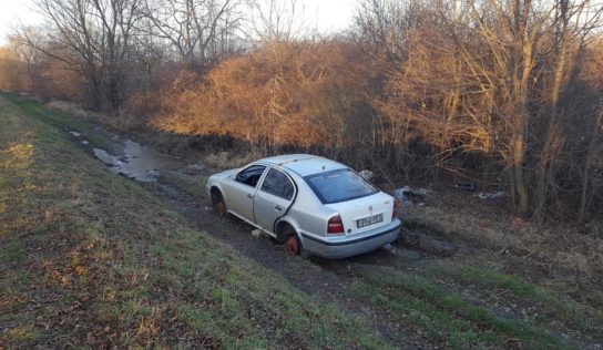 Pri rieke vzniká nelegálna skládka odpadu