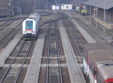 Vlakové spojenie z Nitry do Bratislavy čakajú zmeny