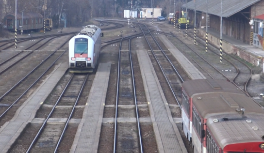 Vlakové spojenie z Nitry do Bratislavy čakajú zmeny