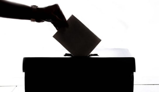 Voľby2022: V okresoch Nitrianskeho kraja je priebeh volieb pokojný