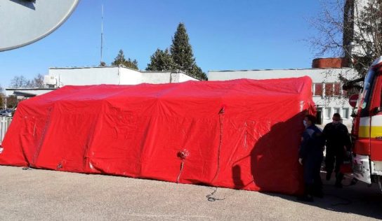 Nemocnice sprísňujú pravidlá. V Nitre postavia triediaci stan