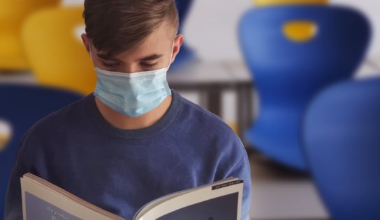 Vysokoškoláci z Nitry doučia žiakov, ktorí majú problémy s učivom