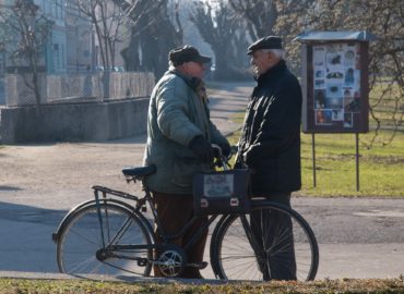 Polícia hľadá svedkov: Neznámy páchateľ, ktorý cyklistovi spôsobil zranenia, z miesta odišiel