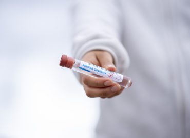 Predpovede sa napĺňajú: Druhá vlna pandémie je tu. Ako ovplyvní naše životy?