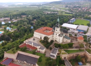 Na Nitrianskom hrade sa cez víkend slávilo: Výročie katedrály a deň diecéznej mládeže