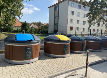 Ekologické riešenia: Po radnici začala s odpadom efektívne nakladať aj UKF
