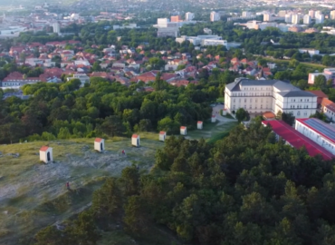 Stav nitrianskej Kalvárie chcú zachrániť adopciou kaplniek