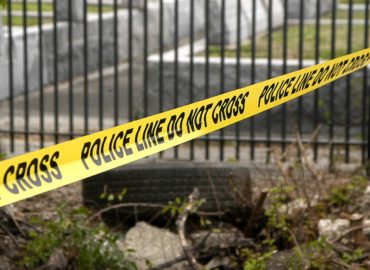 Prípad vraždy na nitrianskom sídlisku: Vyšetrovateľ obvinil 19 ročného muža