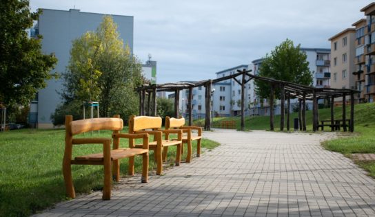 Tokajská prešla premenou. Zozelenela a pribudli i lavičky
