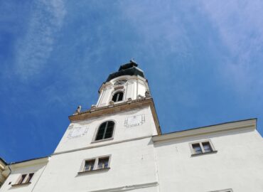 Blíži sa veľkonočné trojdnie. V hradnej katedrále platí bohoslužobný poriadok