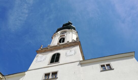 Blíži sa veľkonočné trojdnie. V hradnej katedrále platí bohoslužobný poriadok