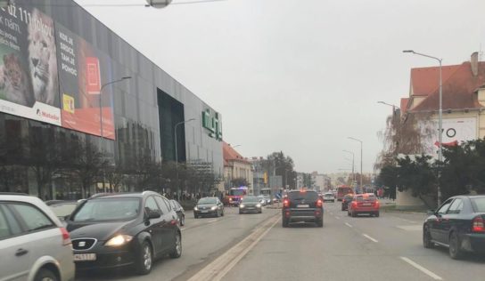 Požiar v požiar Mlynoch mali založiť tri maloleté osoby