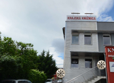 Poslanci odvolali riaditeľku Krajskej knižnice Karola Kmeťka