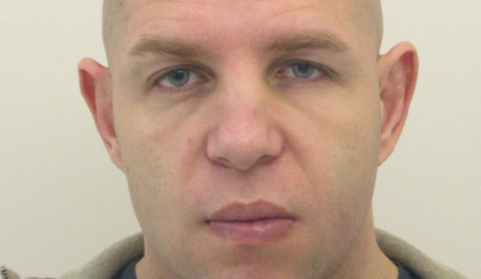 Polícia v Nitre pátra po mužovi, vydali zatykač