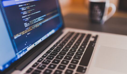 Katedra informatiky UKF pripravila programátorskú súťaž pre stredné školy