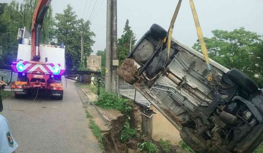 Cez víkend vyčíňali v Nitrianskom kraji búrky, hasiči zasahovali 16 krát