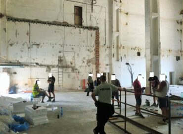 Inšpektori práce si posvietili na zamestnávanie v areáli „Plastika“