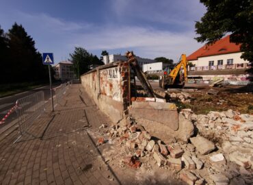 Na ihrisku pri CVČ Domino v Nitre začala prvá etapa opravných prác