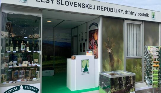 Lesy Slovenskej republiky prezentujú v Nitre produkty z diviny i výrobky zo šípkovej dužiny