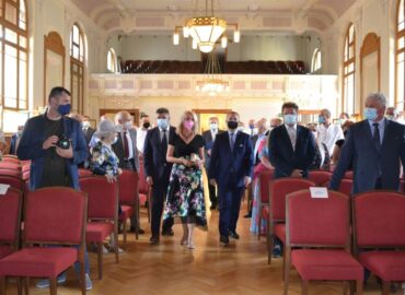 Nitriansky samosprávny kraj ocenil osem osobností za rok 2019 a 2020