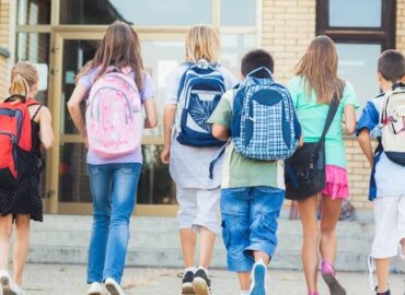 Začiatok školského roka: Výber správnej tašky a obuvi pre školáka