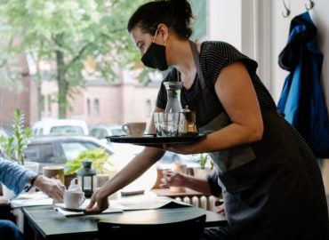 Gastroprevádzky po dlhej dobe otvorili. Aké podmienky musia dodržať?