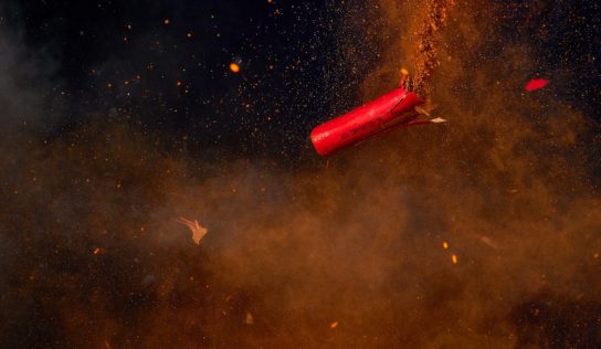 Zábavná pyrotechnika lietala z okna aj týždeň po Silvestri