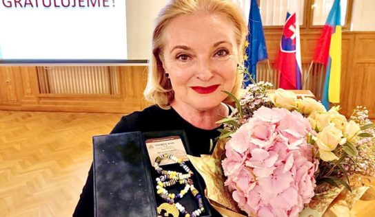 Päť osobností regionálnej kultúry si prevzalo ocenenie Nitrianska lunica