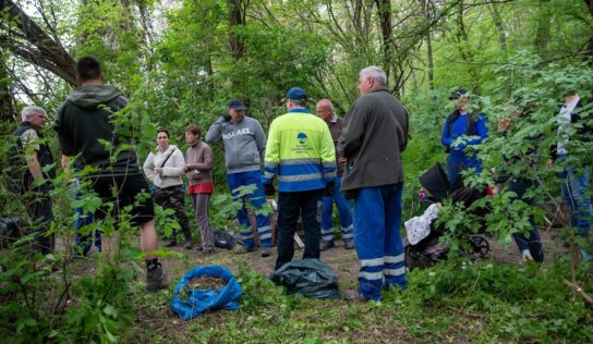 SPU organizovala upratovanie Klátovského ramena. V okolí sa nachádza viacero čiernych skládok