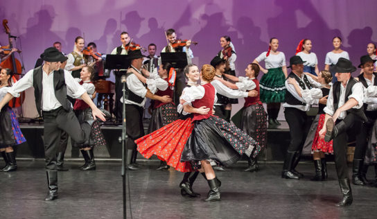 Folklórny súbor Zobor oslavuje 66. narodeniny, oslávi ich programom Do jedného domu, ku jednému stolu