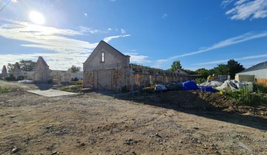 Kásarne na Martinskom vrchu sa menia na Kreatívne centrum Nitra
