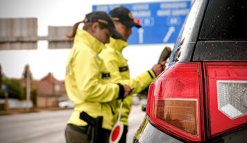 Polícia v septembri zvýši počet kontrol na zostatkový alkohol u vodičov