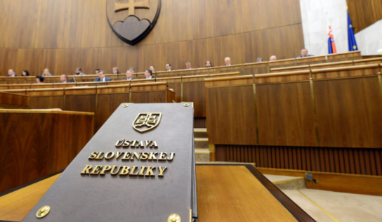 30. výročie Ústavy SR verejnosť po dvoch rokoch oslávila aj DOD v parlamente