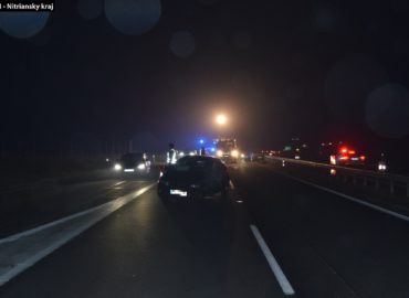 Včerajšiu nehodu, ktorej predchádzala jazda v protismere, vyšetruje diaľničná polícia