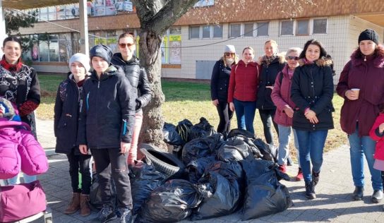 Na Chrenovej vyzbierali 24 vriec odpadu