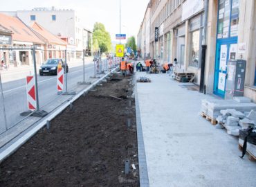 Na Mostnej pokračujú rekonštrukčné práce: Na rade bude výsadba