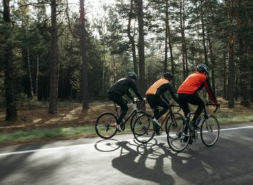 Cyklisti vyrazili zo Svätoplukovho námestia na vyše 3000 kilometrov dlhú cyklojazdu