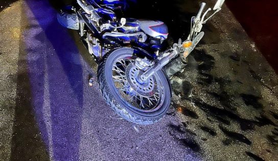 Motocyklista pod vplyvom drog a s ďalšími drogami pri sebe chcel ujsť policajnej hliadke