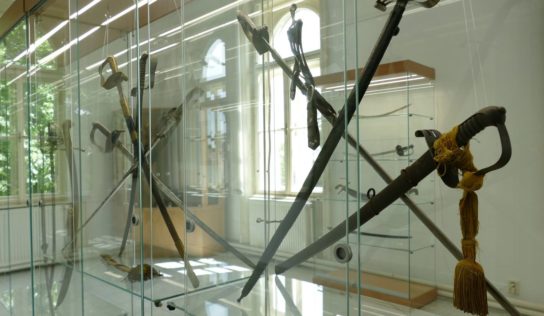 Tribečské múzeum predstaví výstavu s názvom Šabľa