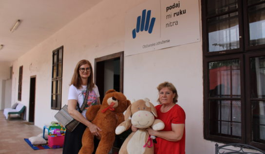 Krajská knižnica Karola Kmeťka vyzbierala stovky hračiek pre deti zo sociálne slabšieho prostredia