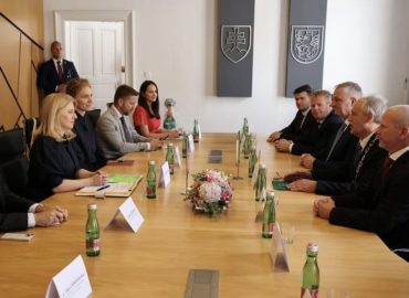 Prezidentka Zuzana Čaputová na pracovnom výjazde v tekovskom regióne