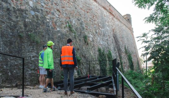 Revitalizácia hradného kopca má byť dokončená budúci mesiac