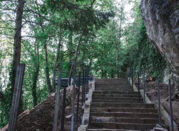 Rozsiahla revitalizácia kopca pod hradom má byť ukončená do niekoľkých týždňov