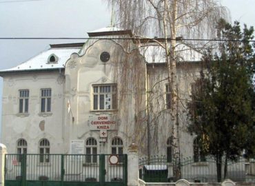 Topoľčany predávajú historickú budovu Červeného kríža Stummerovej ulici
